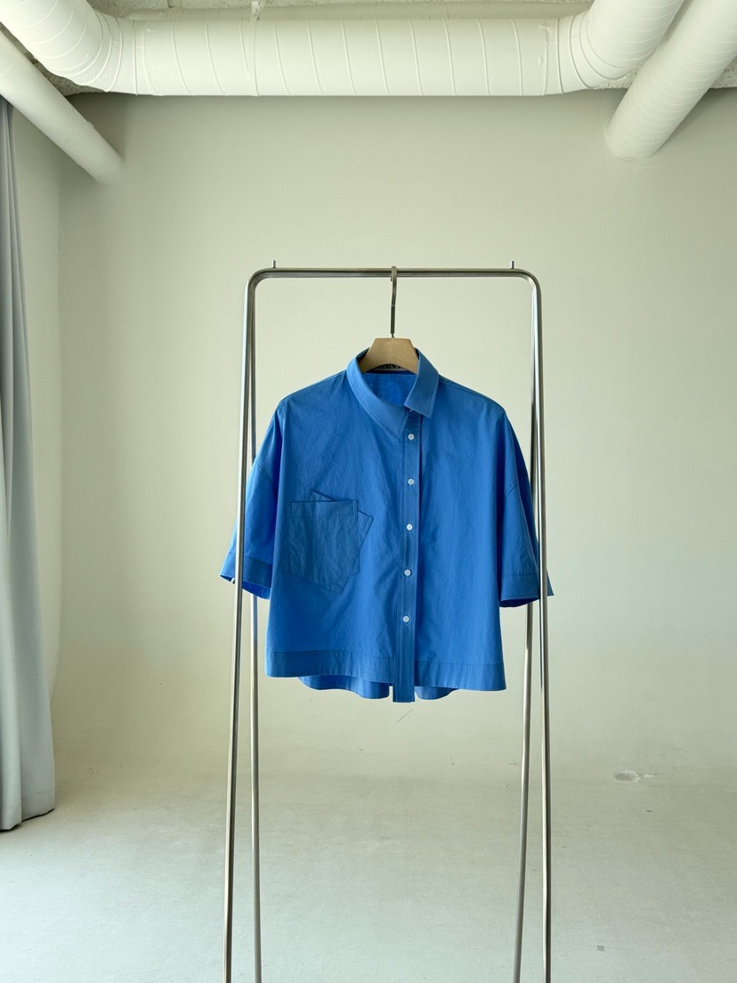 Fresh Blue Short Sleeve Shirt, Comfortable and Breathable, Fashionable and Versatile